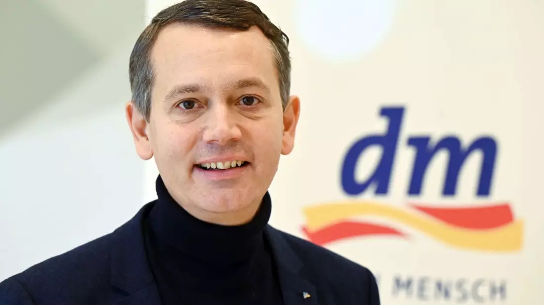 Im Gesundheitsmarkt sieht dm-Chef Christoph Werner große Chancen. (Archivbild) - Bild: Uli Deck/dpa