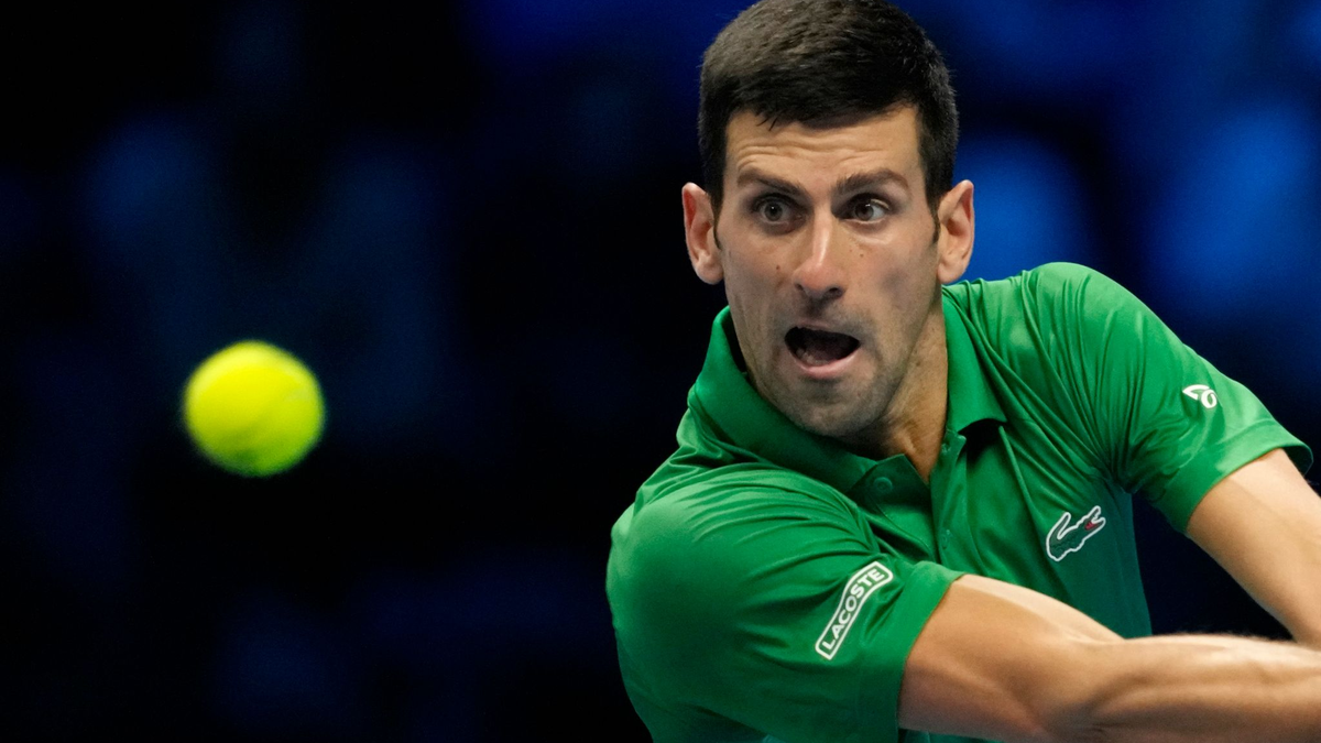 Novak Djokovic ist bei den ATP-Finals in Turin im Halbfinale. - Foto: Antonio Calanni/AP/dpa