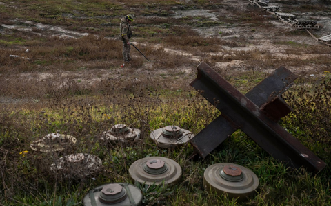 Tote und Verletzte bei russischem Angriff auf Cherson. (Archivbild) - Foto: Bernat Armangue/AP/dpa