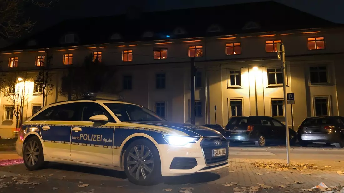 POL-PPRP: Internationaler Tag gegen Gewalt an Frauen - Polizeipräsidium Rheinpfalz beteiligt sich an Aktion Orange the World - Bild: presseportal.de