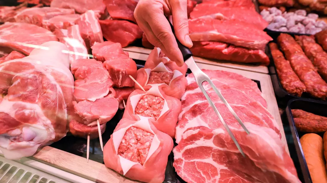 Für Verbraucher in Europa könnte zum Beispiel Fleisch günstiger werden. (Archivbild) - Bild: Jan Woitas/dpa-Zentralbild/dpa
