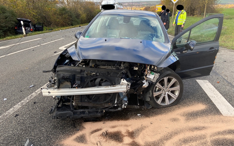 POL-PDNW: Personenschaden durch Frontalzusammenstoß - Foto: presseportal.de