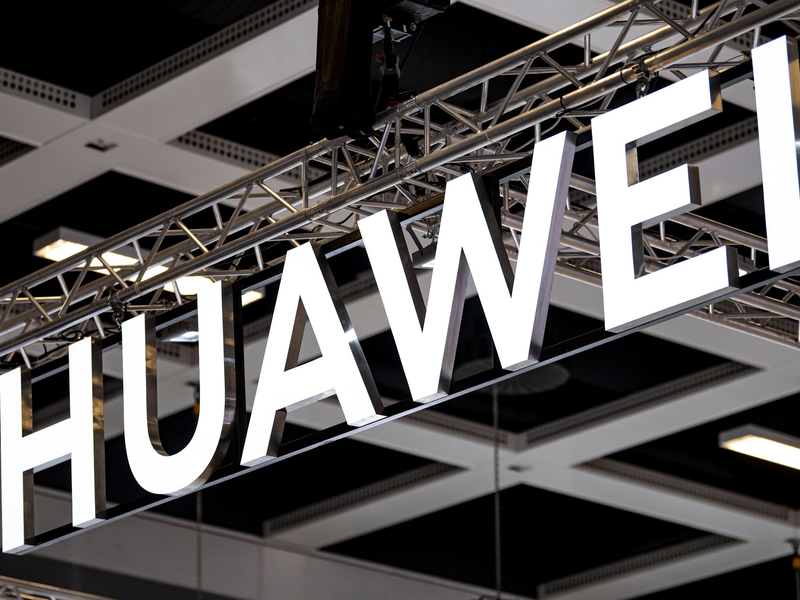 Das Ressort von Innenministerin Faeser hat sich bereits festgelegt, Huawei mit Verboten aus dem Netz zu drängen. - Foto: Fabian Sommer/dpa