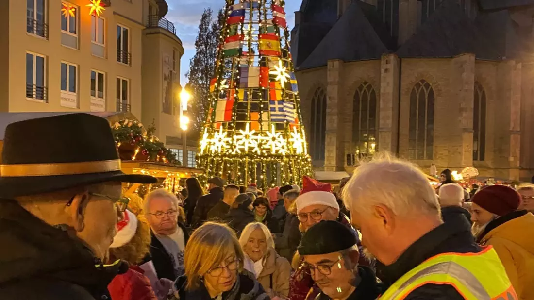 POL-WES: Kamp-Lintfort/Moers/Voerde - Polizei informiert auf Weihnachtsmärkten über Taschendiebstähle und Betrugsmaschen - Bild: presseportal.de