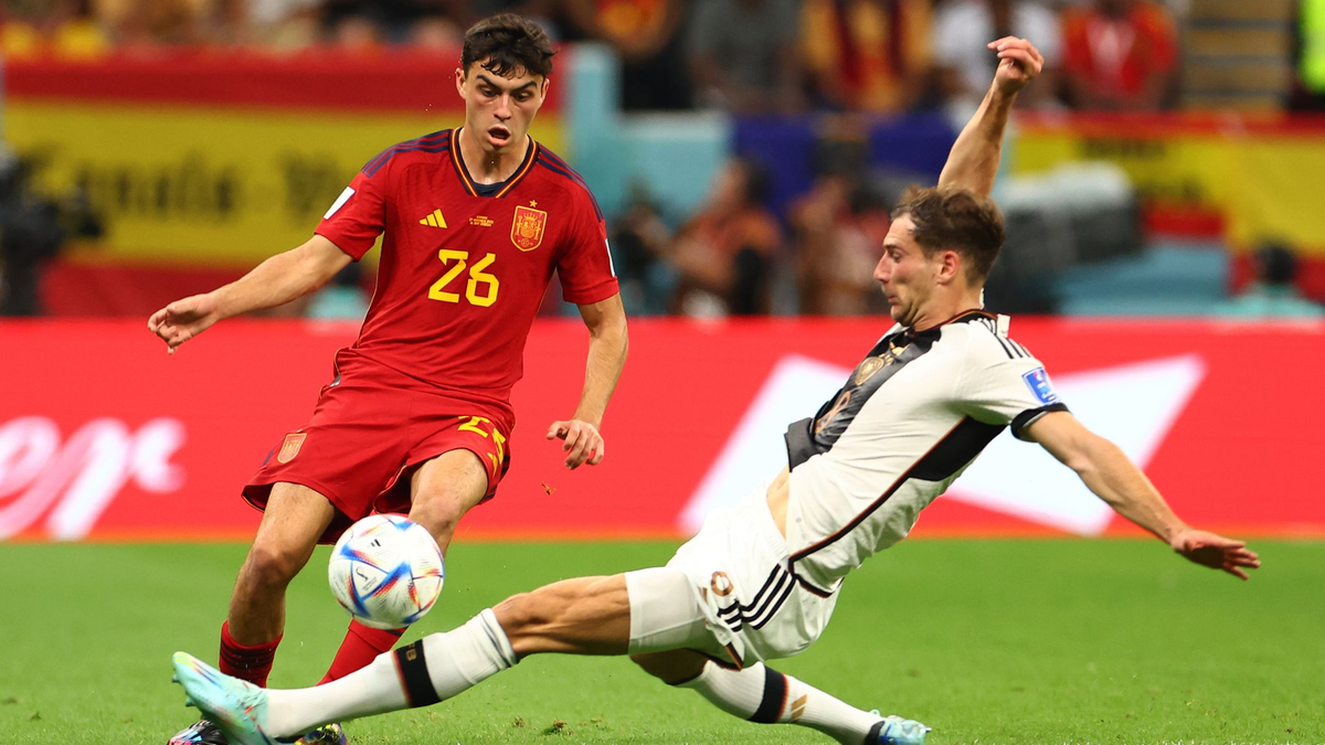Münchens Leon Goretzka (l) ist bereit für sein DFB-Comeback. - Foto: Christian Charisius/dpa
