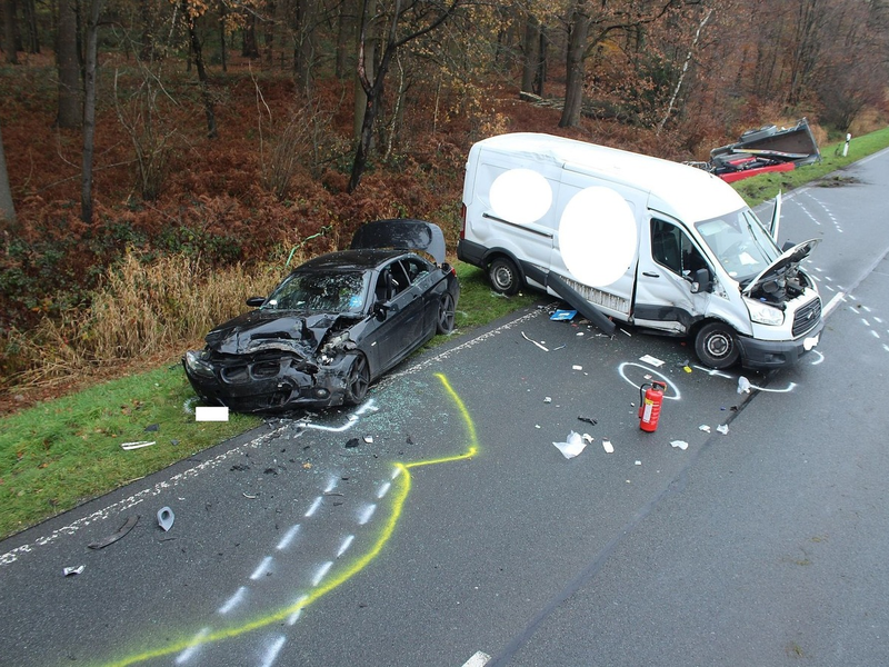 POL-COE: Senden, B235/ Mit Auto überschlagen - Foto: presseportal.de