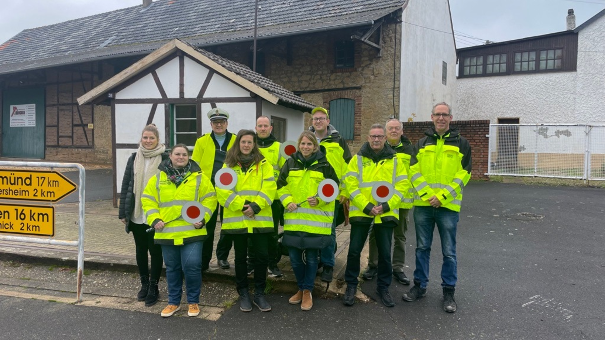 FW-DO: Feuer breitet sich im Mehrfamilienhaus über die Balkone auf 4 Etagen aus - Foto: presseportal.de