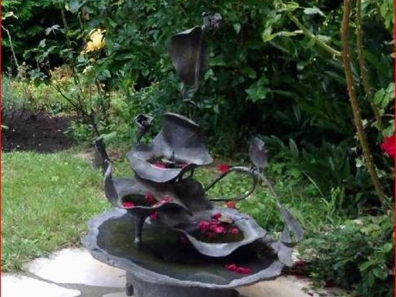 LPI-GTH: Hoher Sachschaden an Brunnen- Zeugensuche - Foto: presseportal.de