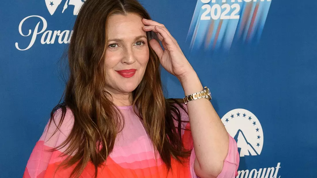 Drew Barrymore startete ihre Talkshow im September 2020. - Bild: Christopher Smith/Invision/AP/dpa