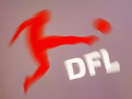 Die Deutsche Fußball Liga hat sich im Streit mit dem Streamingdienst DAZN an die Vereine gewendet. - Foto: Frank Rumpenhorst/dpa