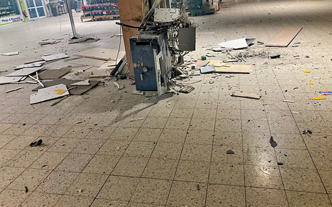 POL-DU: Marxloh: Geldautomat gestohlen - Polizei sucht Zeugen - Foto: presseportal.de