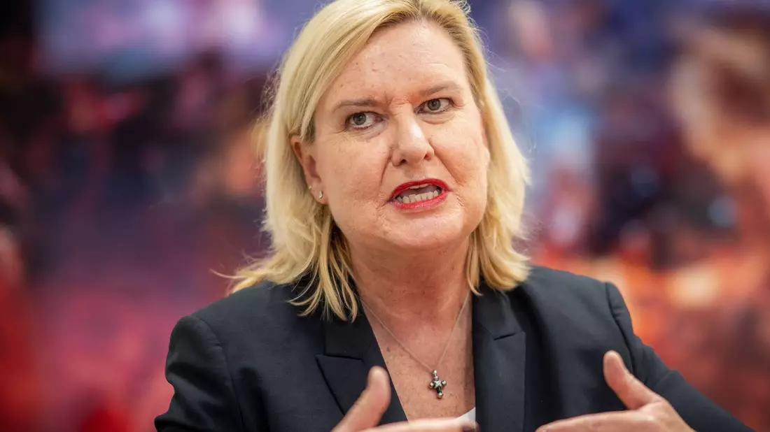 Die Wehrpflicht könne in ein Gesellschaftsjahr nach schwedischem Vorbild eingebettet werden, so die Wehrbeauftragte Eva Högl (SPD). - Bild: Michael Kappeler/dpa