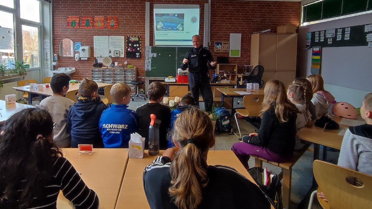 CEOs übernehmen die Führung bei der KI-Transformation - Foto: presseportal.de