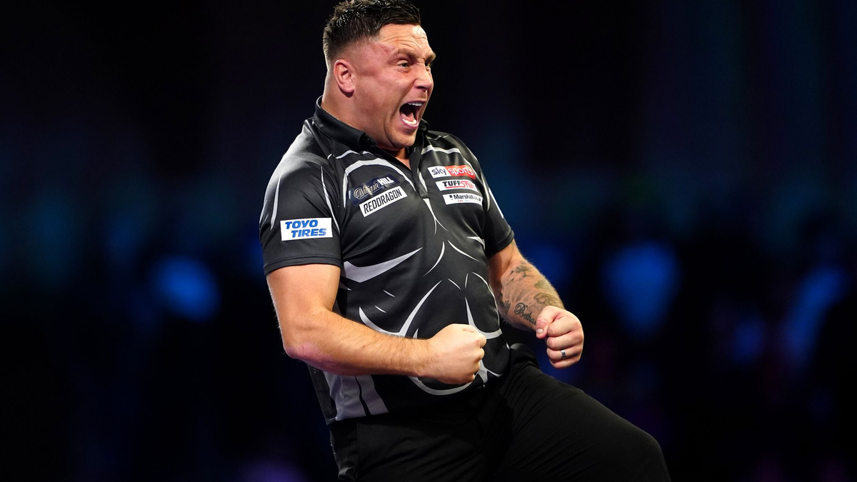Sorgte mit seinen Kopfhörern bei der Darts-WM im Vorjahr für Aufsehen: Gerwyn Price. - Foto: Zac Goodwin/PA Wire/dpa