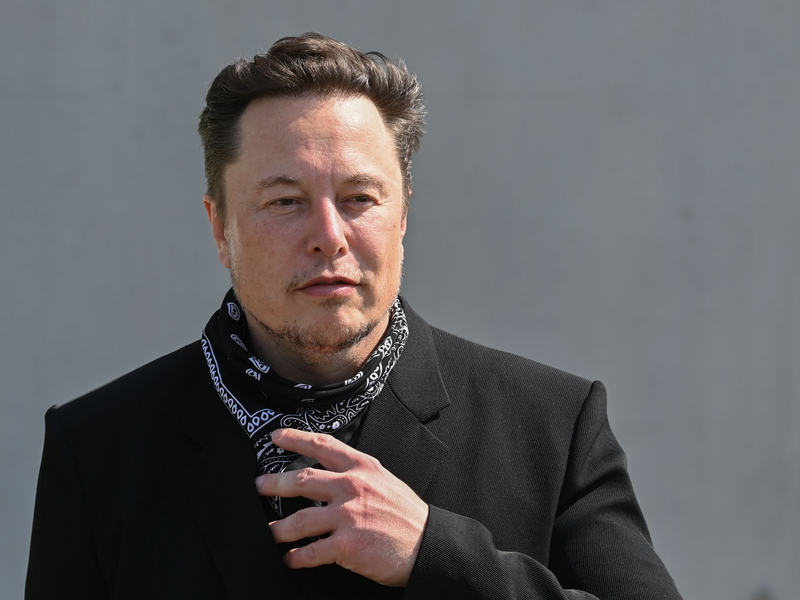 Bei seinem Angriff auf abtrünnige Werbekunden hat Elon Musk ausdrücklich Disney-Chef Bob Iger erwähnt. - Foto: Patrick Pleul/dpa Pool/dpa