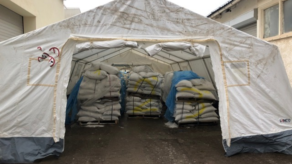 POL-CE: Funkmast stürzt auf Gleise - Foto: presseportal.de