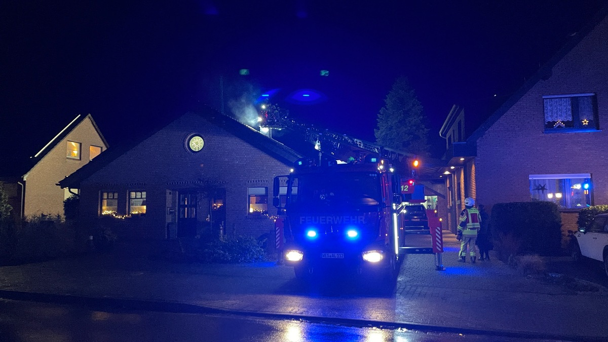 FW Alpen: Zwei parallele Brandeinsätze am Nachmittag - Foto: presseportal.de