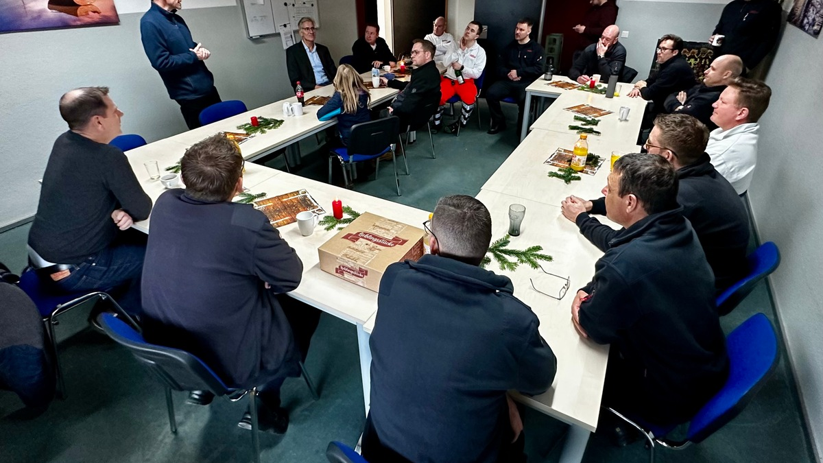 KFV-CW: Schwerer Verkehrsunfall auf der L 361 bei Nagold - Rettungshubschrauber bringt Schwerverletzten ins Krankenhaus - Foto: presseportal.de