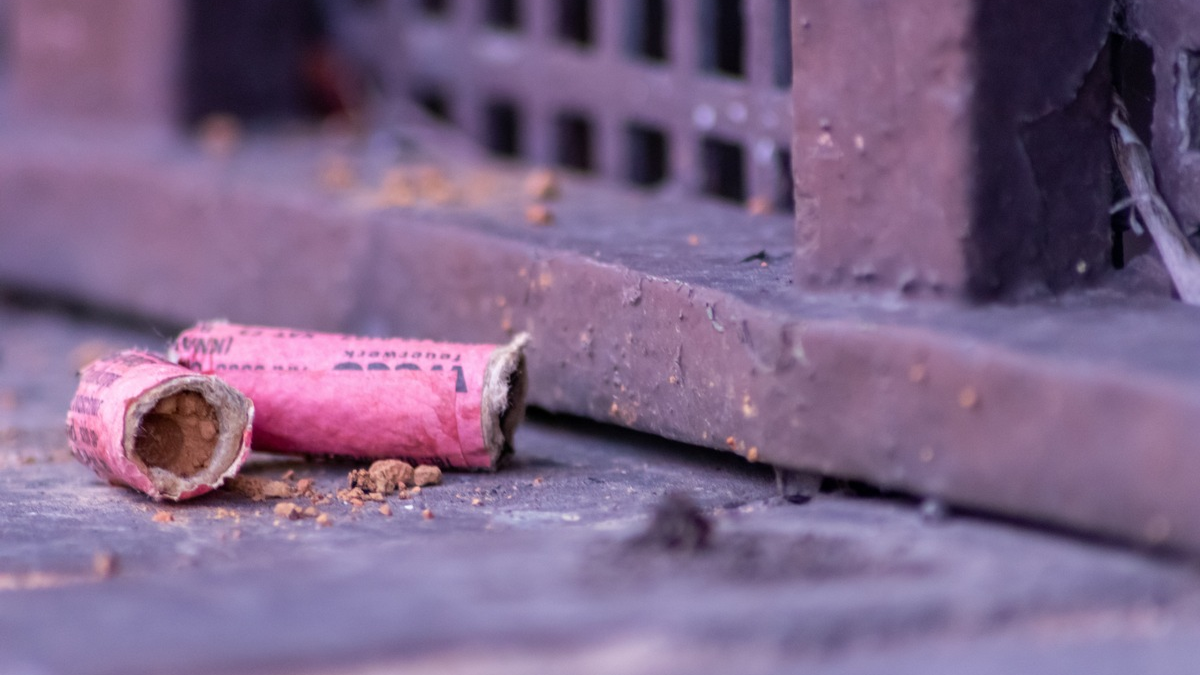 LKA-RP: Landeskriminalamt Rheinland-Pfalz gibt Tipps zum sicheren Umgang mit Silvesterfeuerwerk - Foto: presseportal.de
