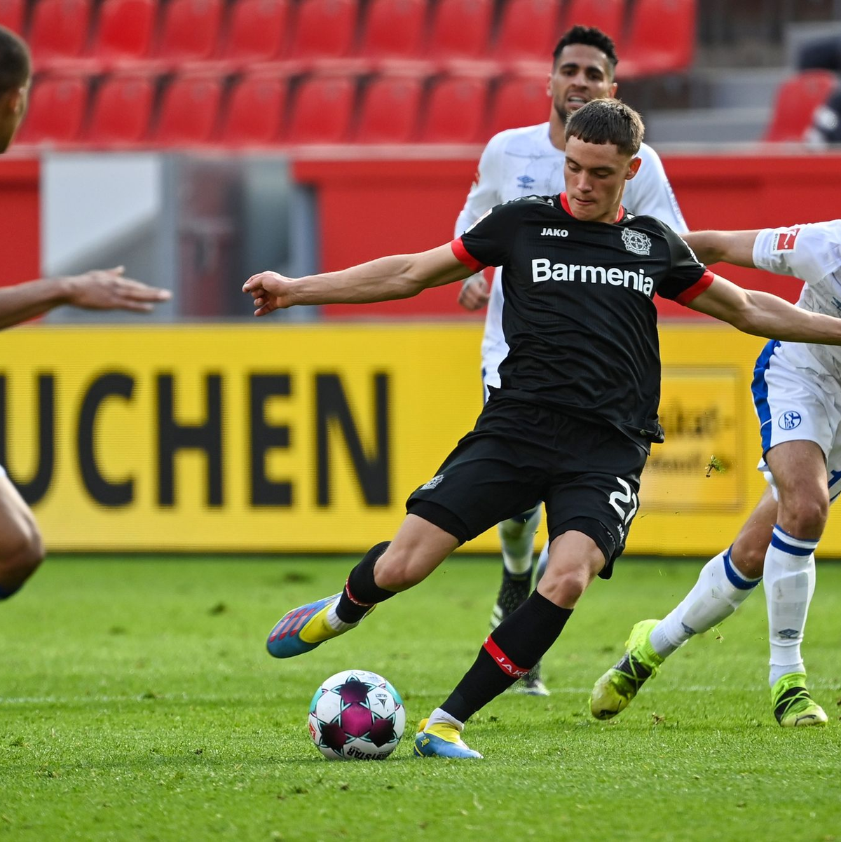Die Werkself um Florian Wirtz war von Beginn an spielbestimmend, kam aber erst spät zu klaren Torchancen. - Foto: Federico Gambarini/dpa