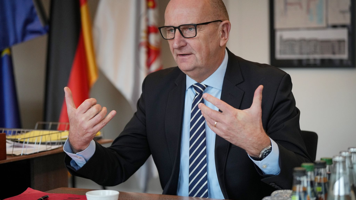Brandenburgs SPD-Landeschef Dietmar Woidke stellt sich im Landtag zur Wiederwahl als Ministerpräsident. (Archivbild) - Foto: Soeren Stache/dpa