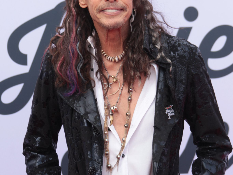 Steven Tylers Stimmbänder sind wegen einer Verletzung dauerhaft geschädigt. - Foto: Imagespace/imageSPACE via ZUMA Press Wire/dpa