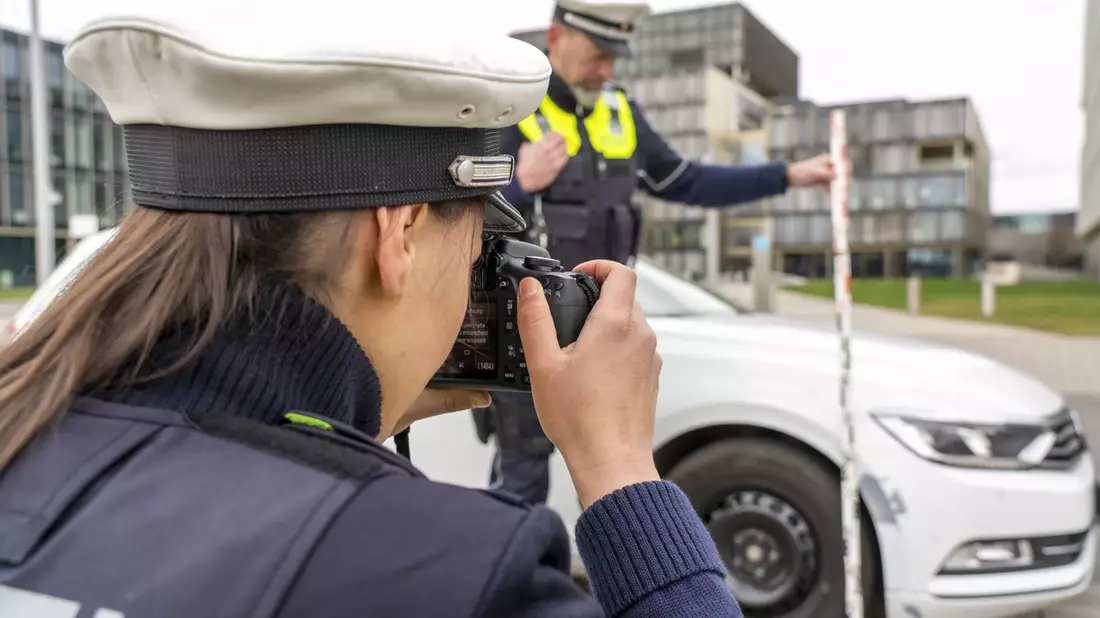 POL-ME: Verkehrsunfallfluchten aus dem Kreisgebiet - 2604091 - Bild: presseportal.de