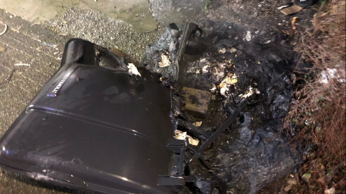 POL-MI: Nächtliche Brandserie: Mehrere Feuer halten Einsatzkräfte in Atem - Foto: presseportal.de