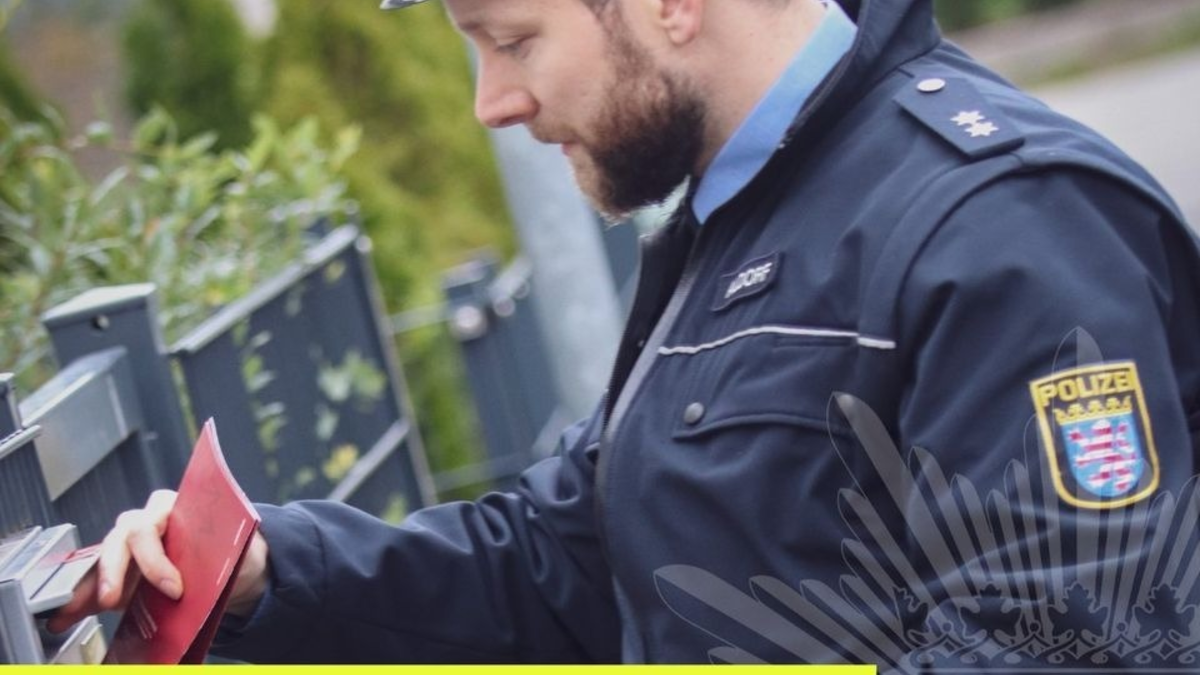 POL-DA: Dieburg: Gemeinsam gegen Einbrüche - Aktionstag im Wohngebiet St. Wolfgang / Fachberater sensibilisieren an der Haustür - Foto: presseportal.de