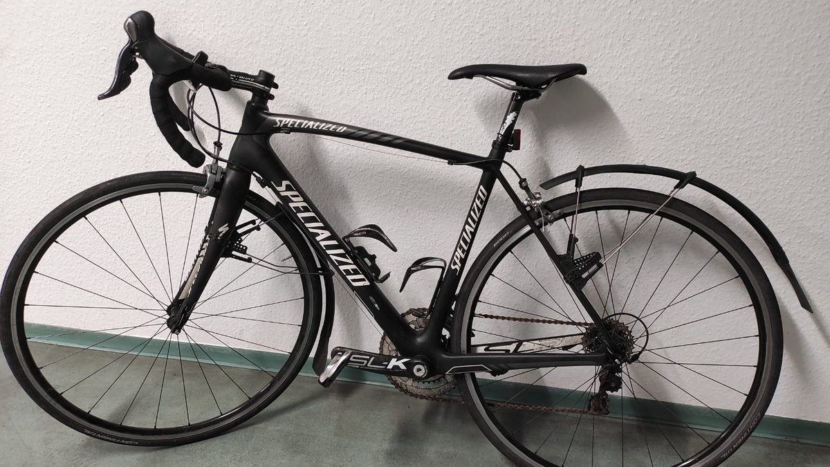 LPI-NDH: Zeugenaufruf: Fahrrad aus Hausflur entwendet - Wer kann Hinweise geben? - Foto: presseportal.de