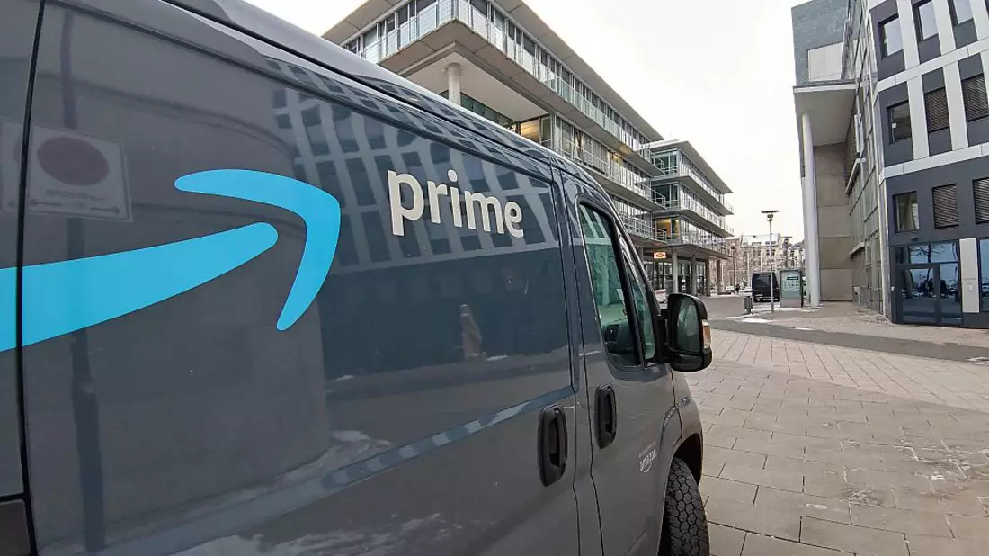 Zustellfahrzeug von Amazon Prime - Bild: ?ber dts Nachrichtenagentur