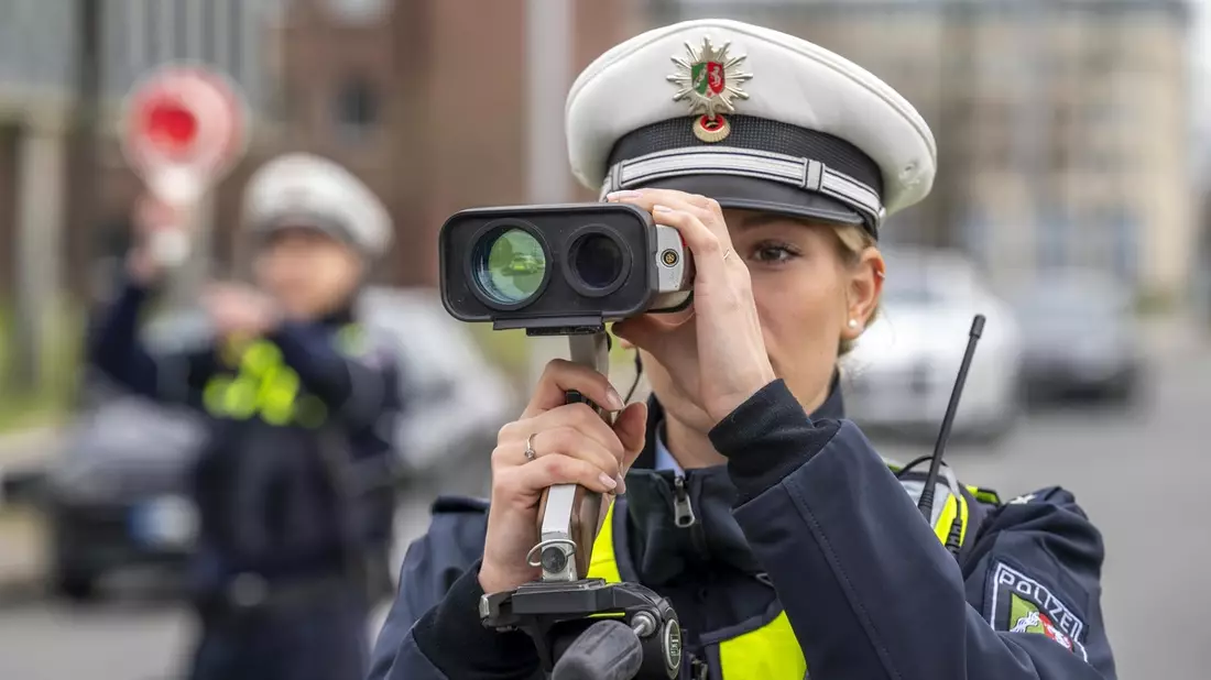 POL-ME: Geschwindigkeitskontrolle der Polizei: 104 waren zu schnell unterwegs - 2603084 - Bild: presseportal.de
