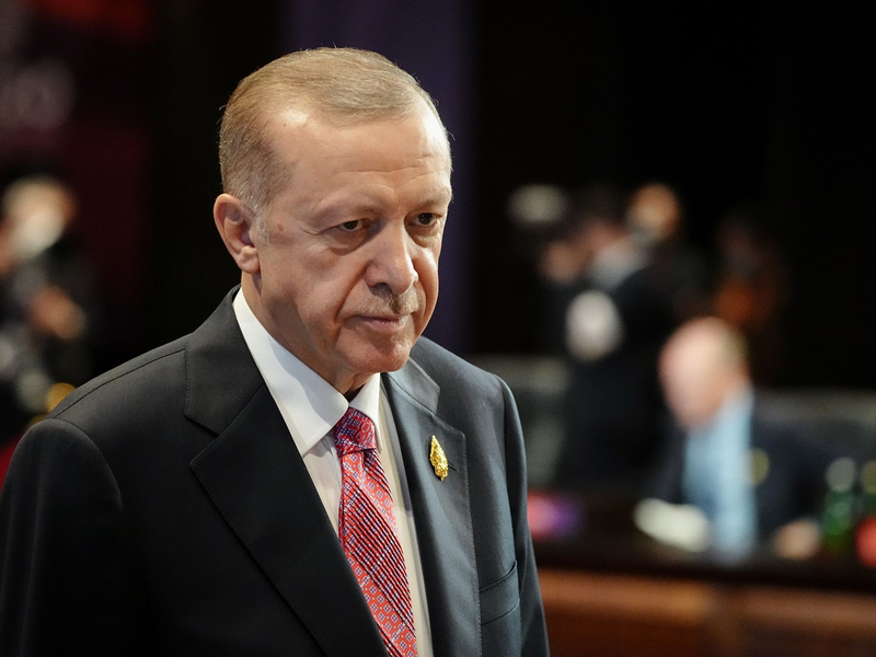 Erdogan verfehlte sein wichtigstes Ziel bei der Wahl, mit der AKP Istanbul zurückzugewinnen. - Foto: Kay Nietfeld/dpa