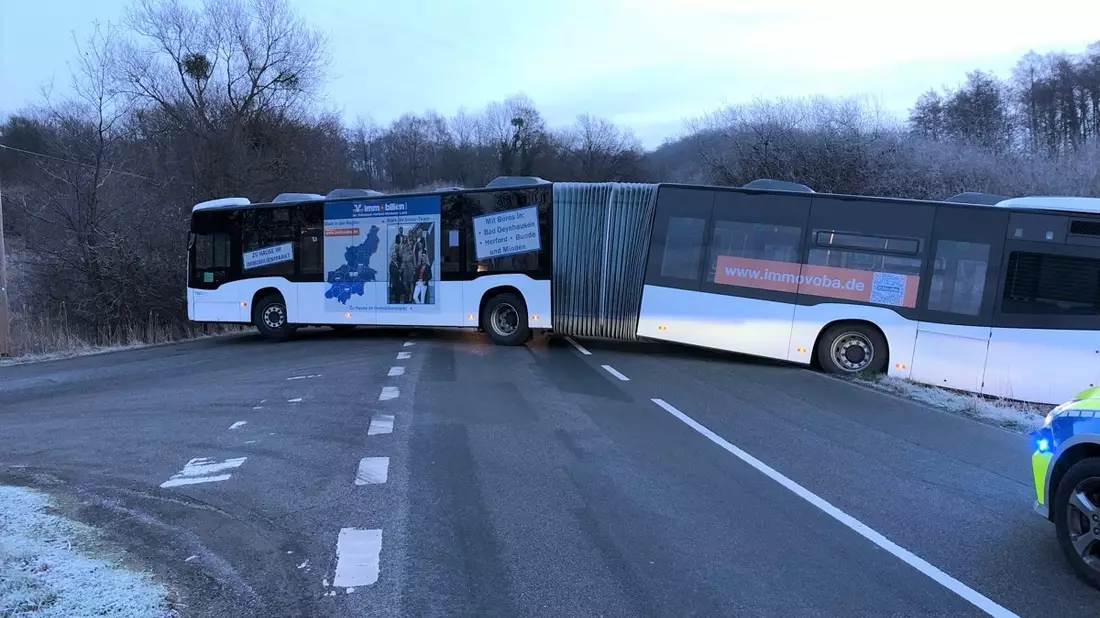 POL-DH: --- Sulingen, Polizei sucht Rucksackeigentümer (Foto) - Twistringen, Verkehrsunfall beim Überholen - Stuhr, Einbruch --- - Bild: presseportal.de