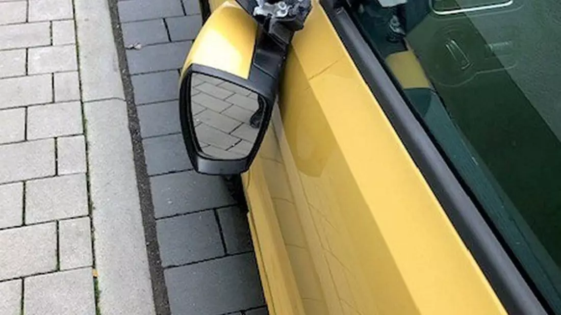 POL-PDKL: Peugeot im Vorbeifahren gerammt - Bild: presseportal.de