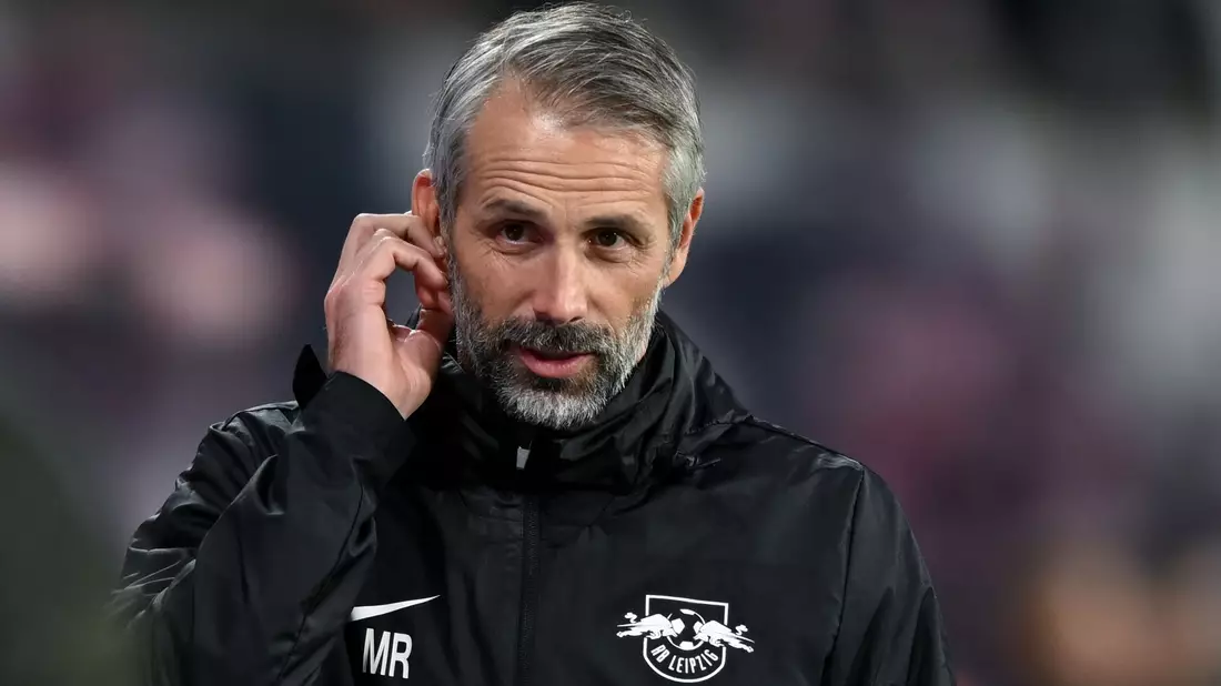 RB Leipzig verlängerte den Vertrag von Trainer Marco Rose. - Bild: Hendrik Schmidt/dpa