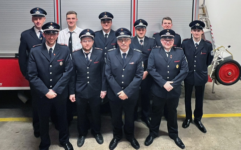 POL-PDMT: Polizei Westerburg empfängt Jugendfeuerwehren aus Höhn und Hergenroth - Foto: presseportal.de POL-PDMT: Polizei Westerburg empfängt Jugendfeuerwehren aus Höhn und Hergenroth - Foto: presseportal.de