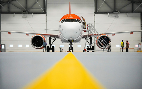 Easyjet hat eine Großbestellung bei Flugzeugbauer Airbus in Auftrag gegeben. - Foto: Soeren Stache/dpa Easyjet hat eine Großbestellung bei Flugzeugbauer Airbus in Auftrag gegeben. - Foto: Soeren Stache/dpa