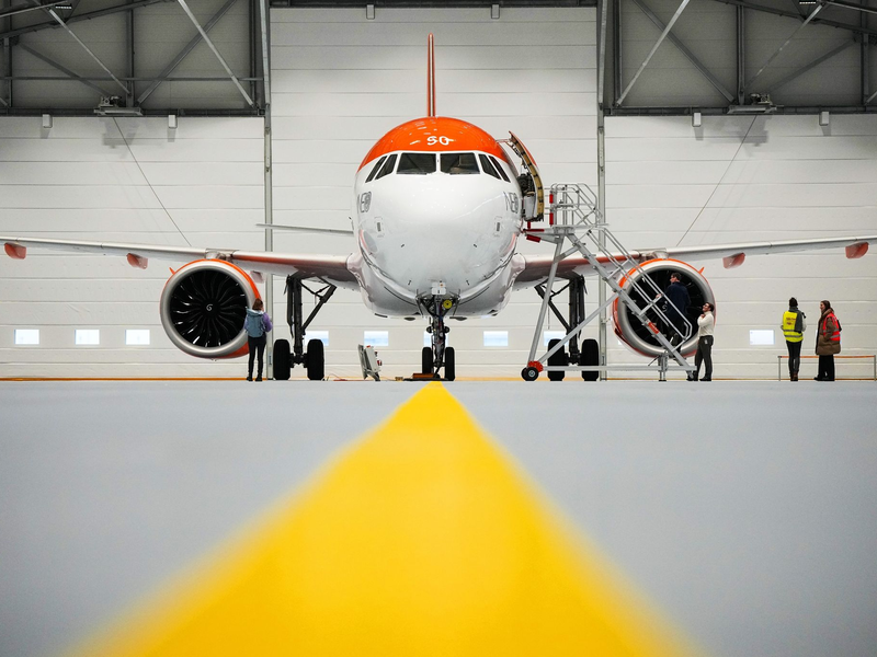 Easyjet hat eine Großbestellung bei Flugzeugbauer Airbus in Auftrag gegeben. - Foto: Soeren Stache/dpa