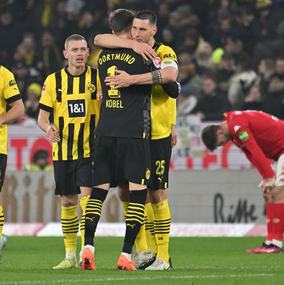Der 1. FC Heidenheim kehrt mit drei Punkten im Gepäck aus Mainz zurück. - Foto: Torsten Silz/dpa