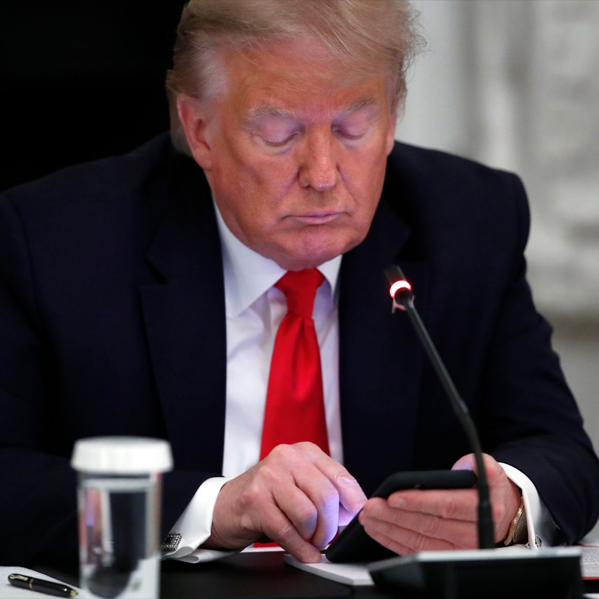 Trump und Haley lieferten sich in South Carolina erneut ein Duell um die Nominierung ihrer Partei für die Präsidentenwahl am 5. November. - Foto: Alex Brandon/AP/dpa