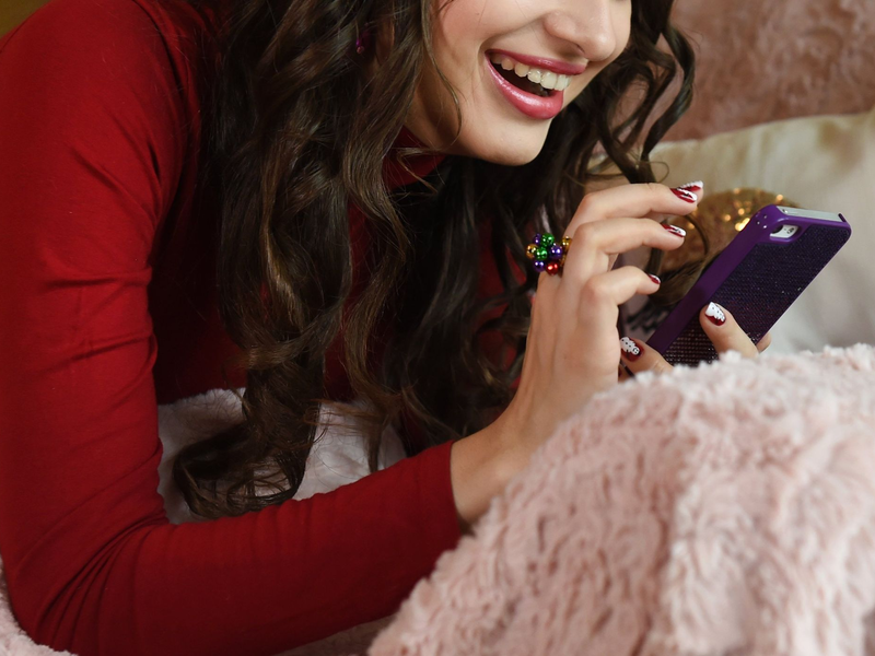 ChatGPT - ein Komödiant für die Handtasche? (Archivbild) - Foto: Jens Kalaene/dpa-Zentralbild/dpa