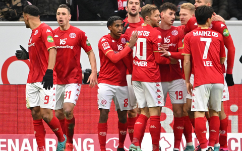 Burkardt lässt Mainz wieder jubeln. - Foto: Torsten Silz/dpa