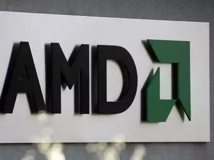 AMD war bisher vor allem als Konkurrent von Intel im PC-Markt bekannt, mischt aber verstärkt bei Rechenzentren mit. (Archivbild) - Foto: Ralf Hirschberger/dpa-Zentralbild/dpa
