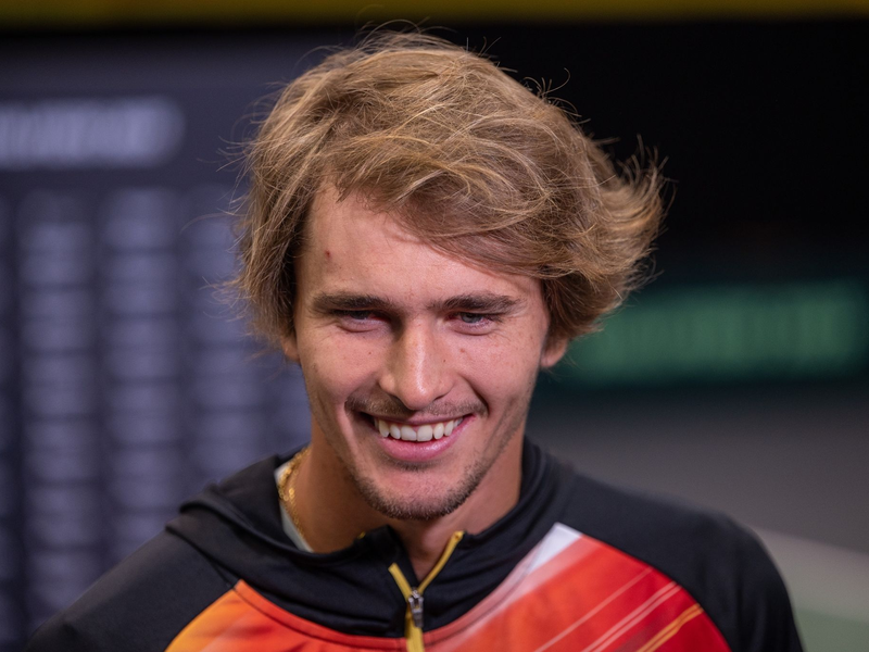 Alexander Zverev lässt seinen Start beim Davis Cup noch offen. - Foto: Harald Tittel/dpa