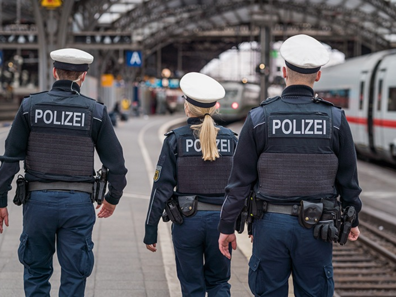 POL-PDKO: Pressemeldung der Polizei Andernach zur Kirmes in Plaidt - Foto: presseportal.de