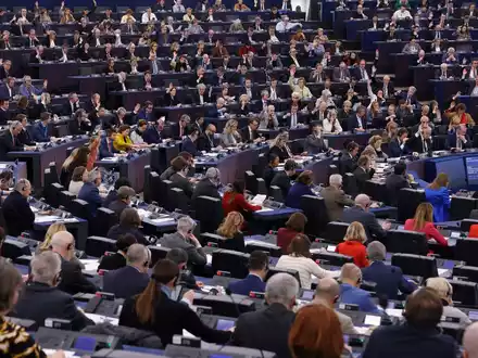Das Europäische Parlament in Straßburg. Amazon-Lobbyisten soll der Zugang zum Parlamentsgebäude verwehrt werden. - Foto: Jean-Francois Badias/AP/dpa