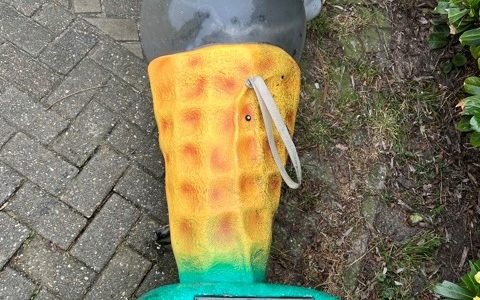 BPOL-HH: Versuchter Warenautomatenaufbruch am S-Bahnhaltepunkt Blankenese - Bundespolizei ermittelt - Foto: presseportal.de