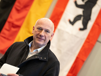 «Sicherlich müssten die Grünen wieder mehr Pragmatismus entwickeln. Aber natürlich ist das auch eine Option für den Bund, die man nicht ausschließen kann. Und nicht ausschließen sollte», sagt Kai Wegner (CDU) über Schwarz-Grün. - Foto: Fabian Sommer/dpa