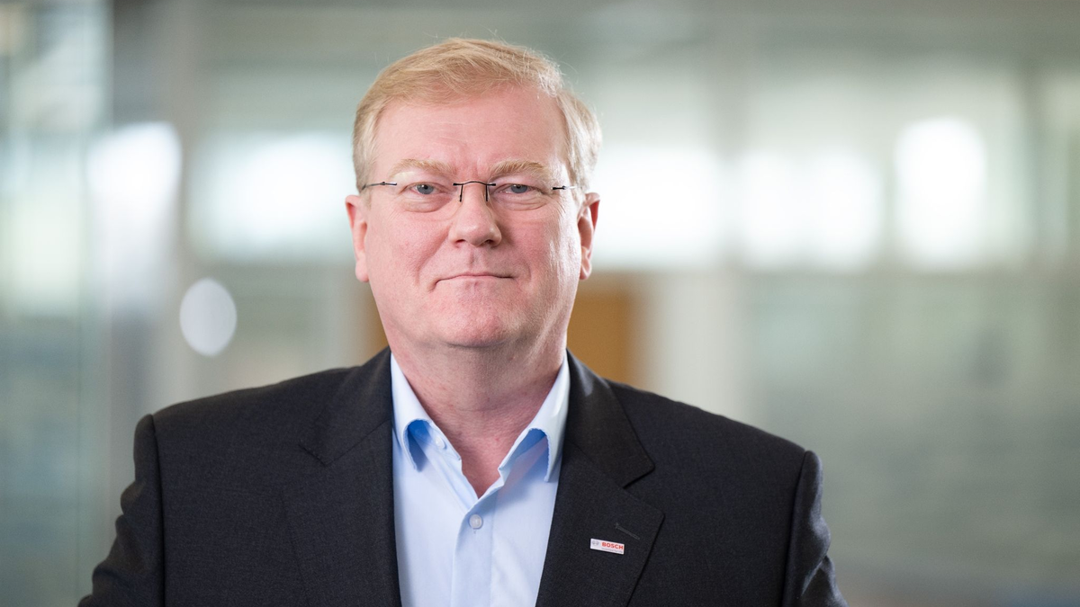 «Die demografische Entwicklung wird den Fachkräftemangel in Deutschland verschärfen», sagt Bosch-Chef Stefan Hartung. - Foto: Bernd Weißbrod/dpa